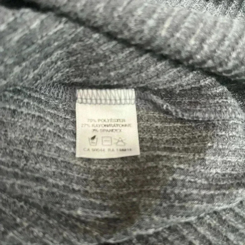 ❤️2/$30❤️[M]Smash+Tess  Ribbed Button Tank Top Side Slits - Picture 6 of 6